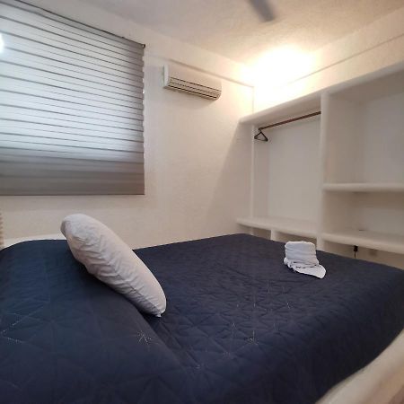 2 Bedroom Apartment With A/C Wi-Fi Best Location! 지와타네호 외부 사진