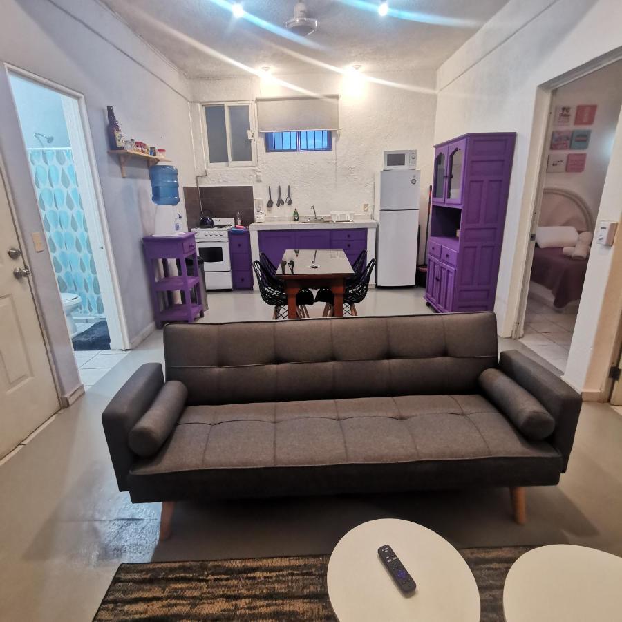 2 Bedroom Apartment With A/C Wi-Fi Best Location! 지와타네호 외부 사진